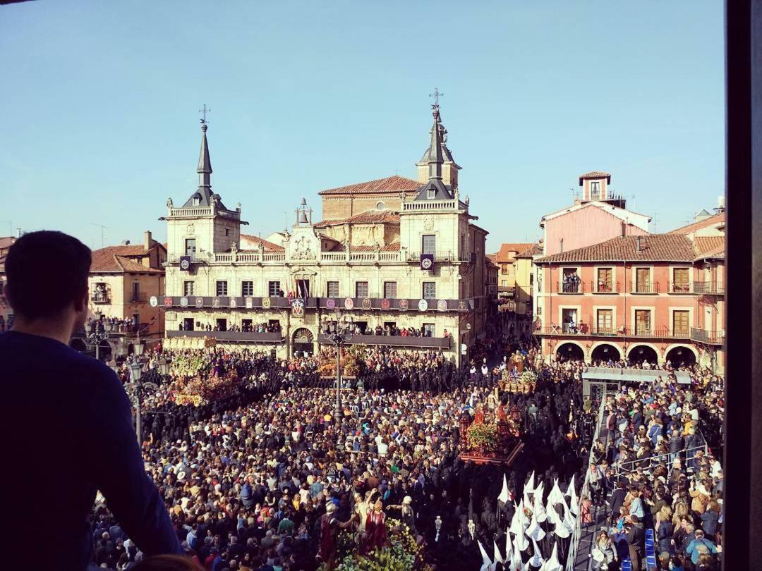 Ng Plaza Mayor Леон Екстер'єр фото